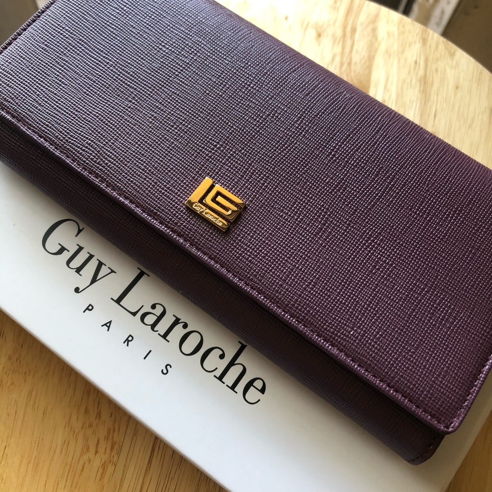 Guy Laroche Genuine Leather Wallet (lightly used)
